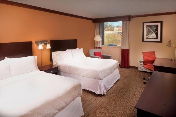 Four Points By Sheraton Asheville Downtown image 5